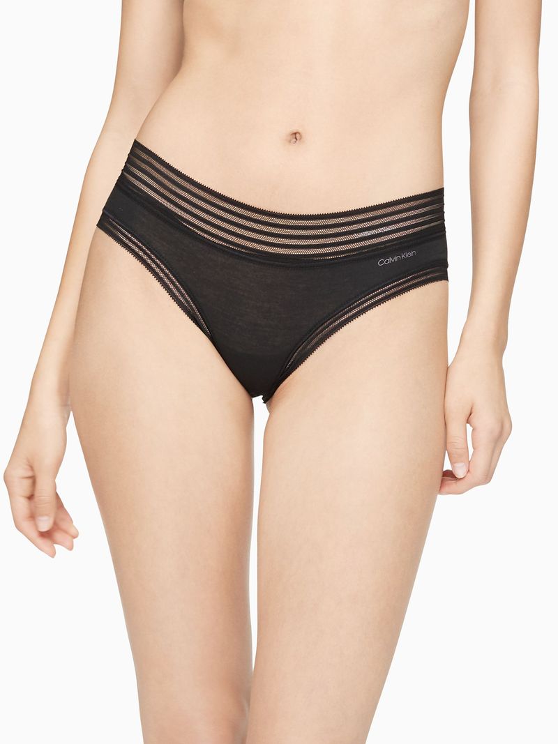 Calzon-negro-Calvin-Klein-con-cintura-semitransparente-y-diseño-elegante