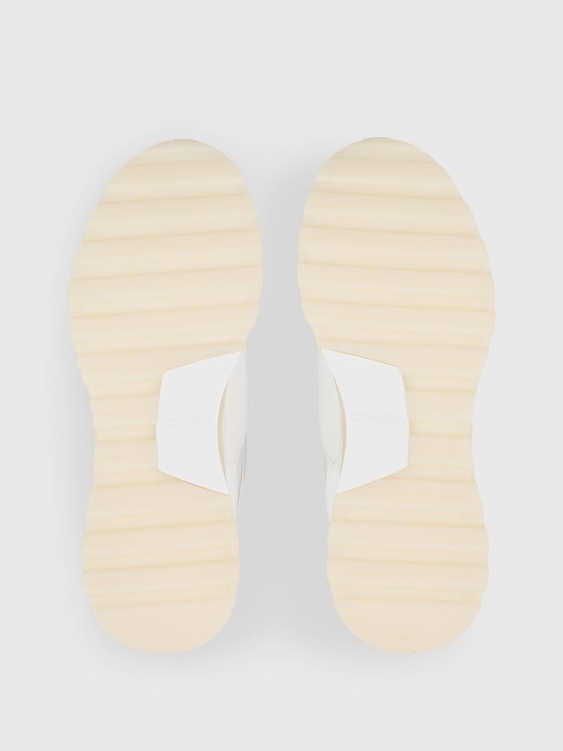 label-3