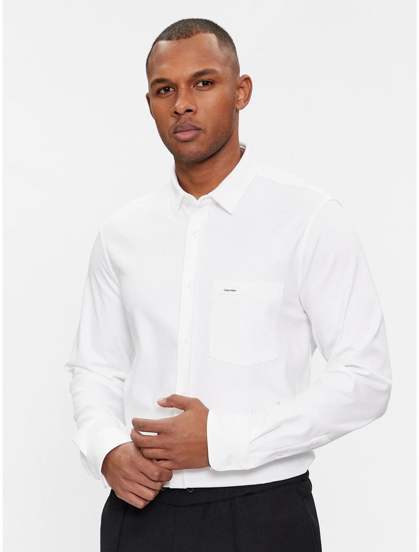 Camisa Slim Fit Liquid Touch