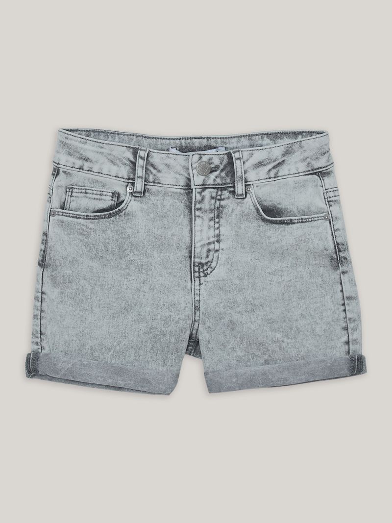 Short-de-mezclilla-gris-desgastada-Calvin-Klein-corte-juvenil