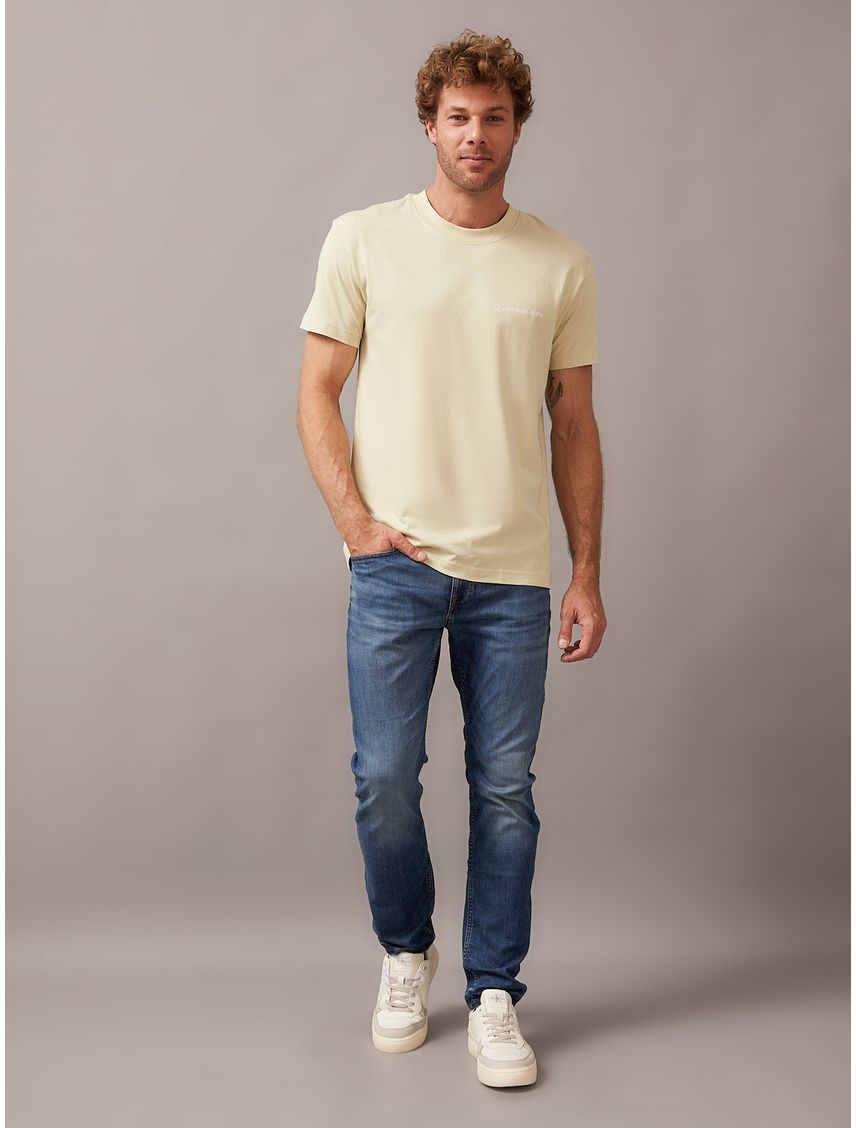 Polera Institutional