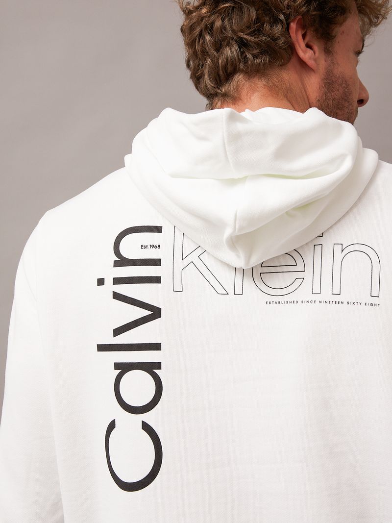 label-3