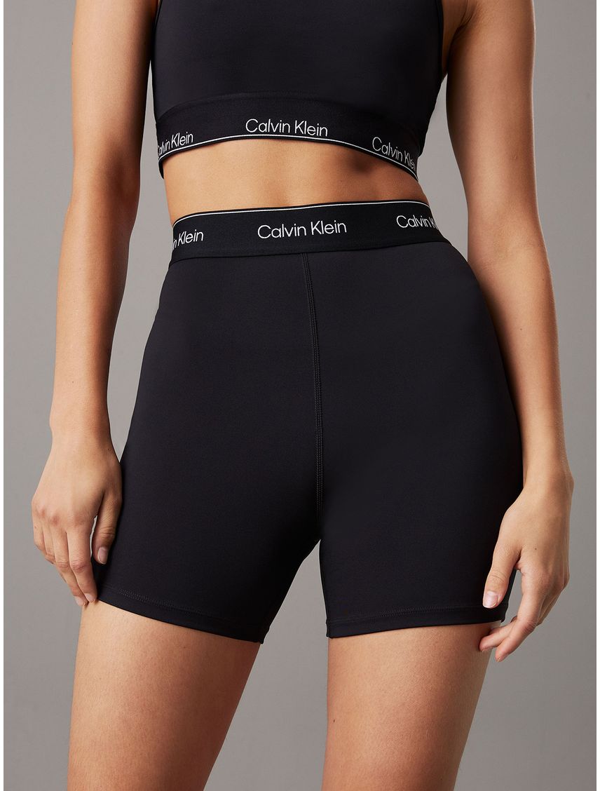 Short Biker Modern Sport