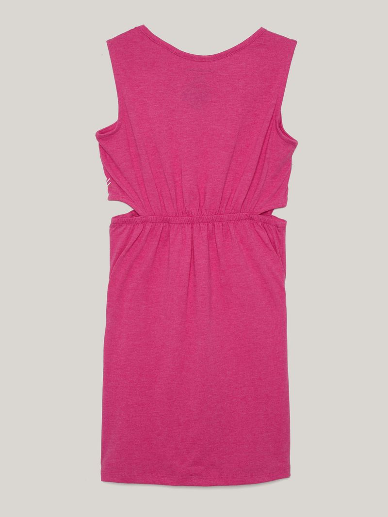 Vestido-fucsia-Calvin-Klein-con-logo-grande-y-recorte-en-la-espalda