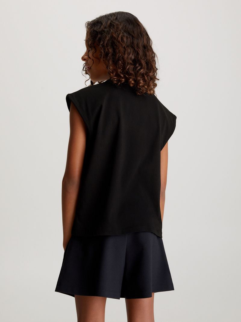 label-3