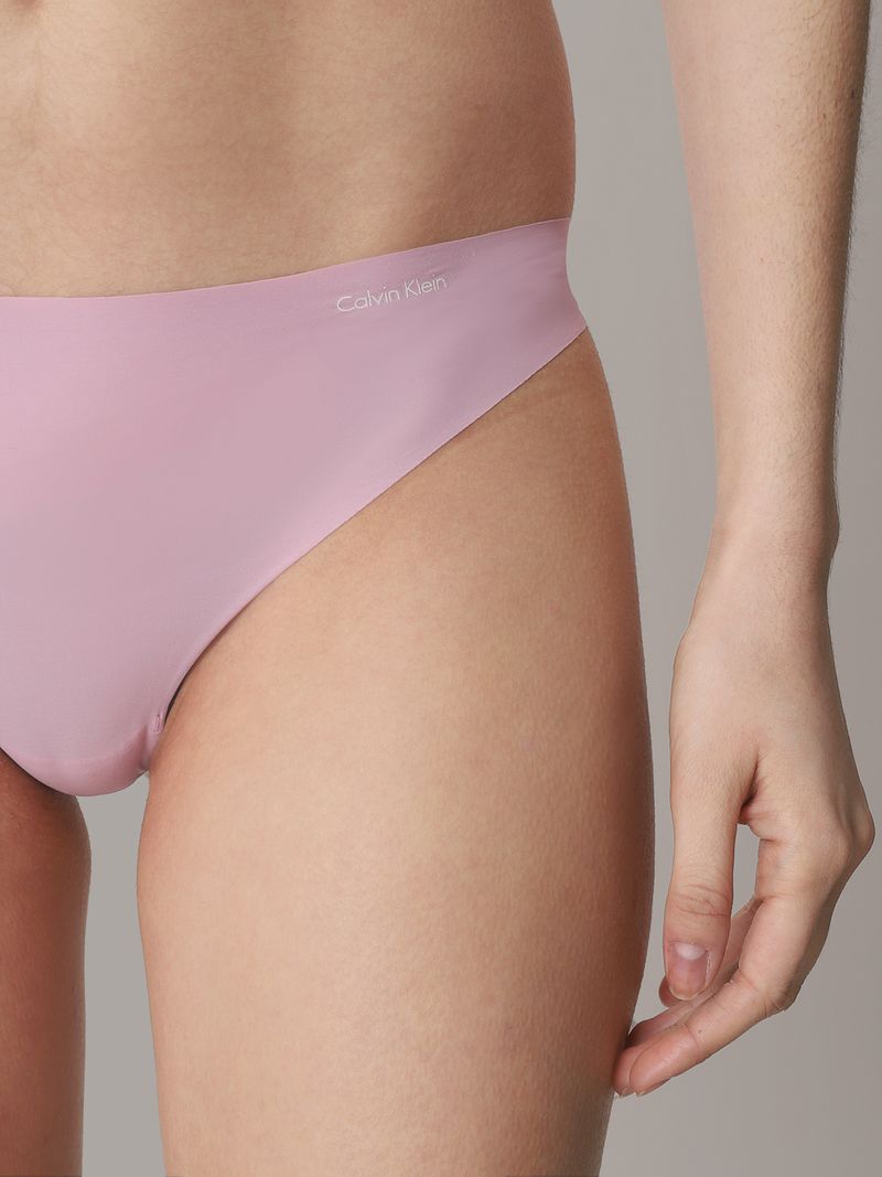 Calzon-rosado-sin-costuras-Calvin-Klein-corte-clasico