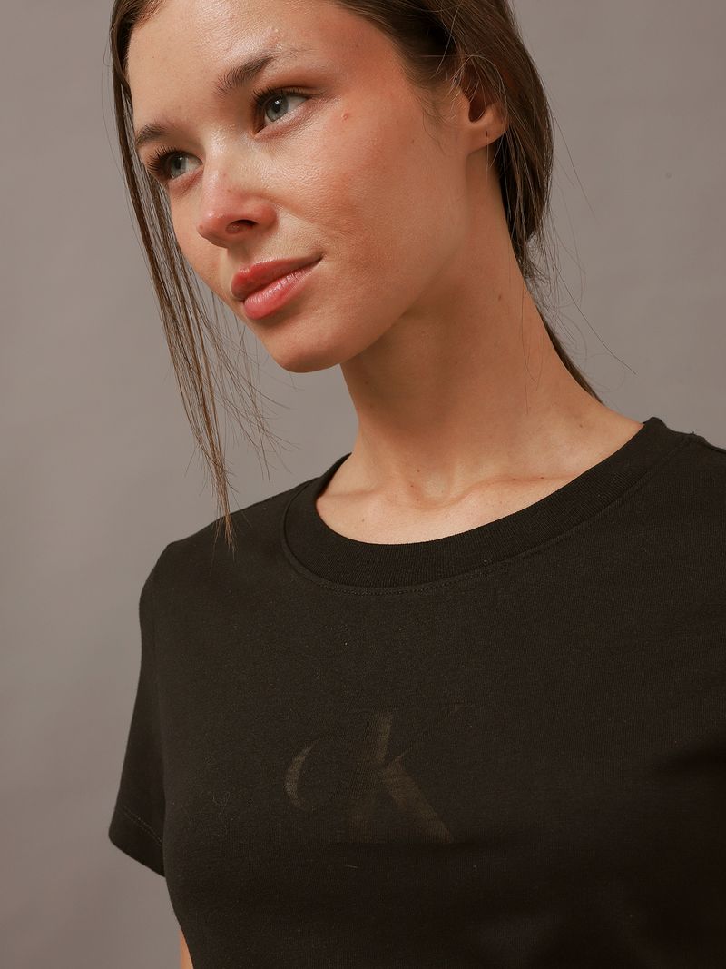 label-3