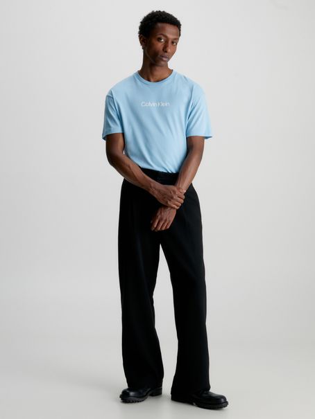 Polera Hero Logo Comfort