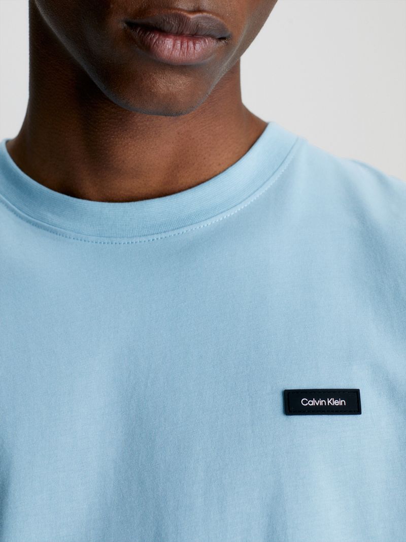 label-3