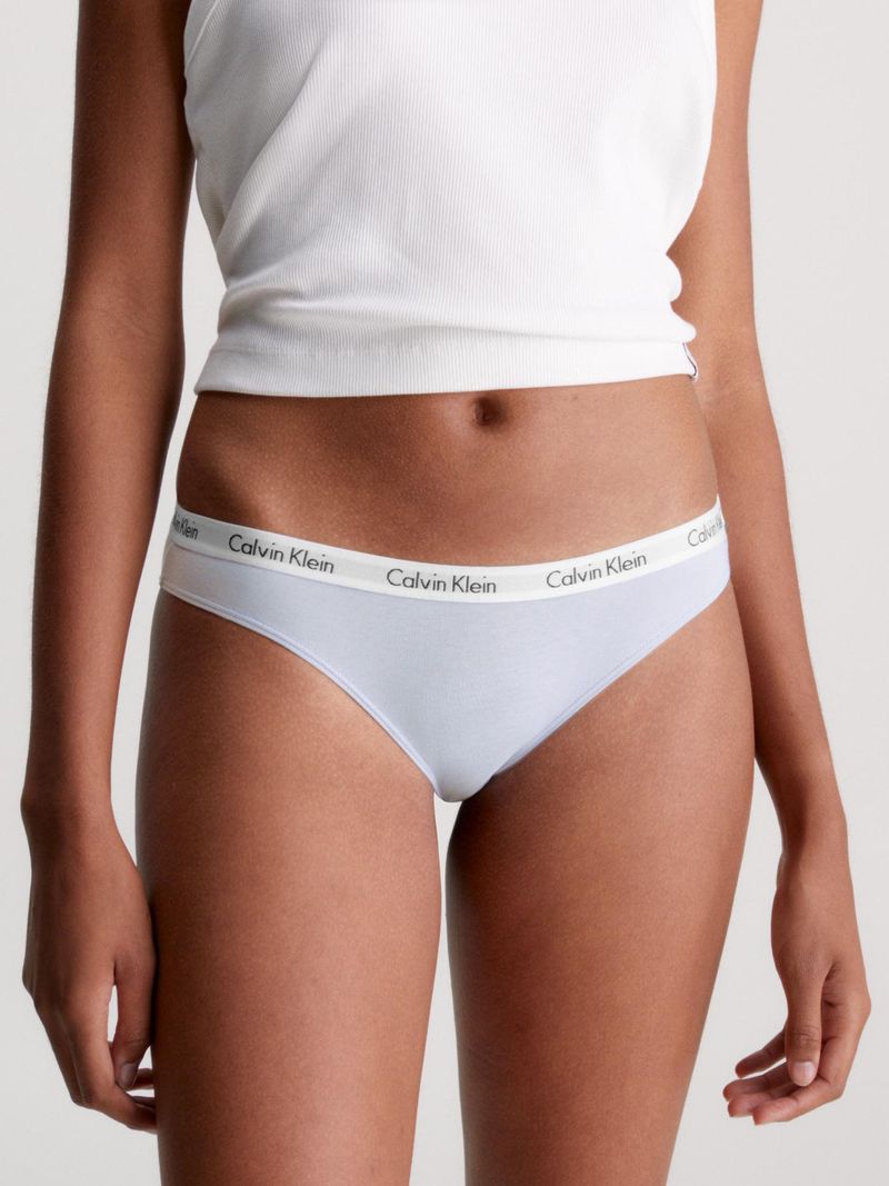 Calzon-celeste-Calvin-Klein-con-pretina-blanca-y-logo-visible
