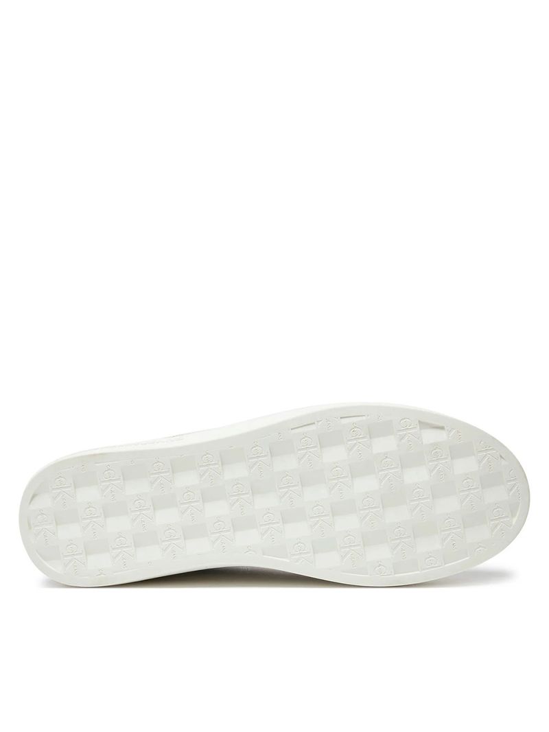 Zapatillas-deportivas-en-color-beige-con-detalles-en-rosa-diseño-clasico-con-logo-CK-Jeans-en-el-lateral.