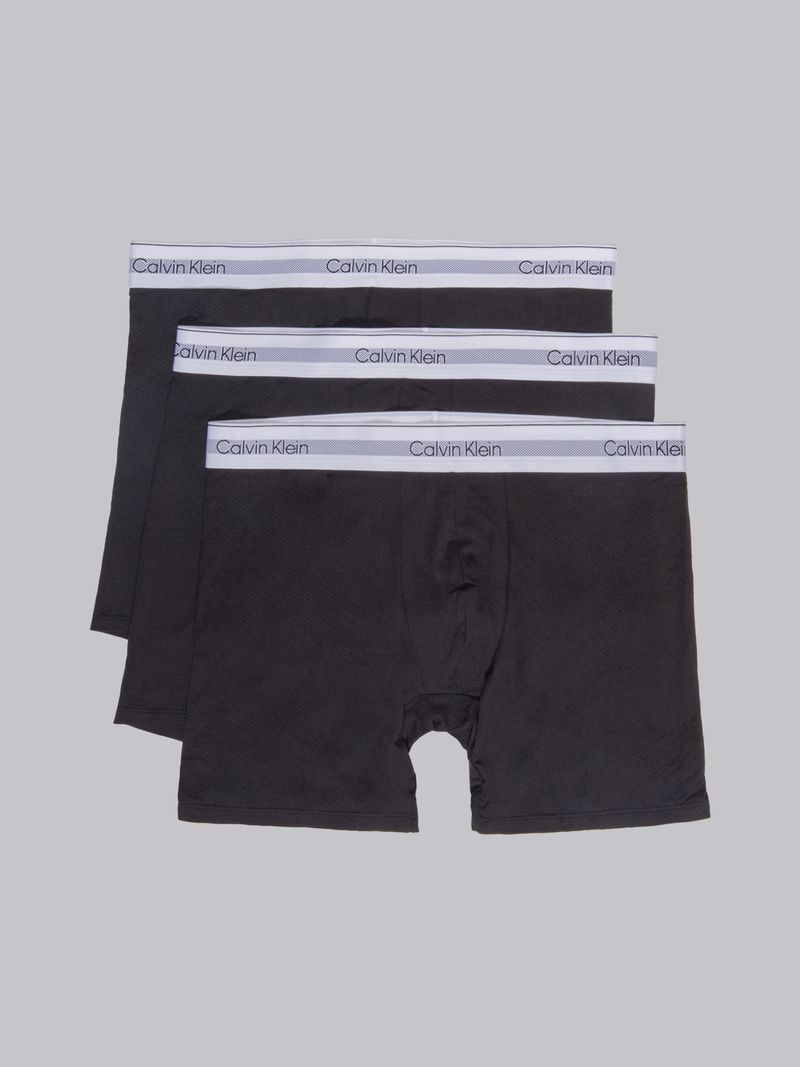 Set-de-tres-boxers-negros-Calvin-Klein-con-pretina-blanca
