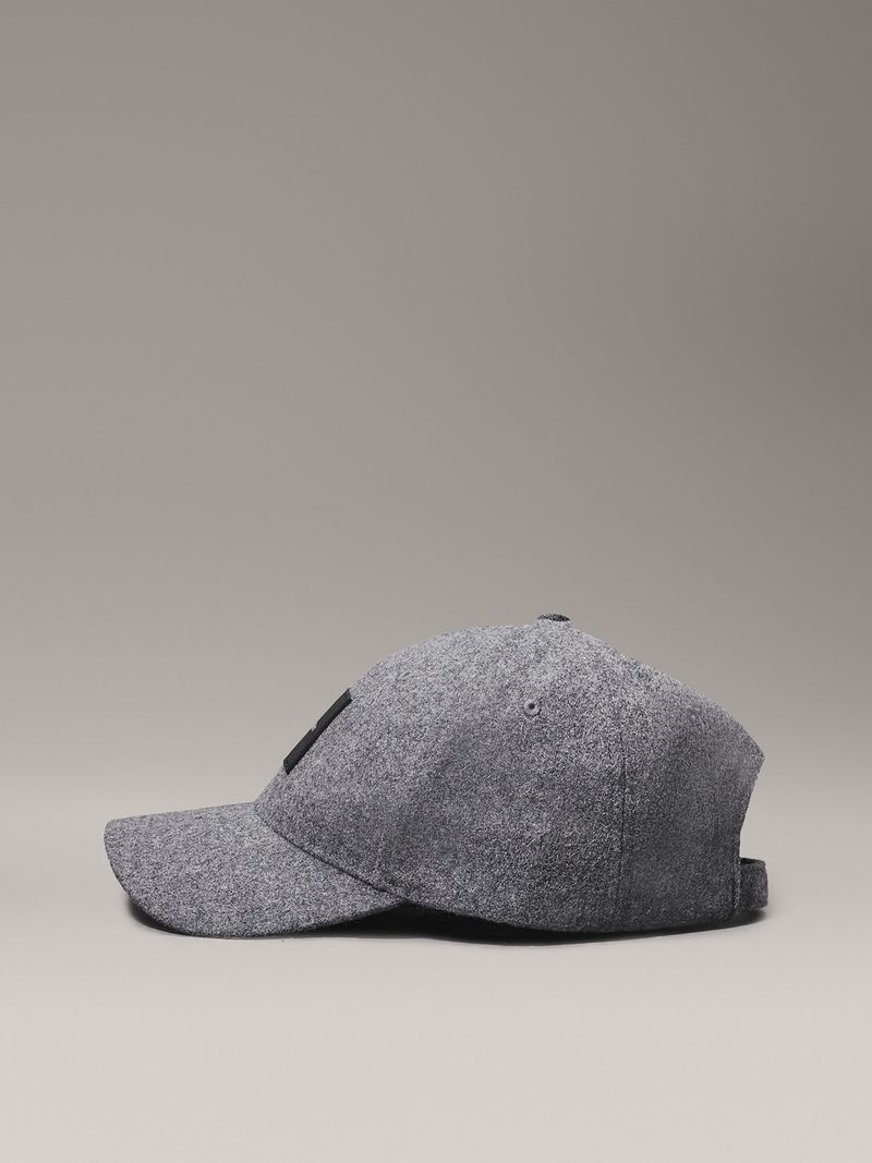 label-3