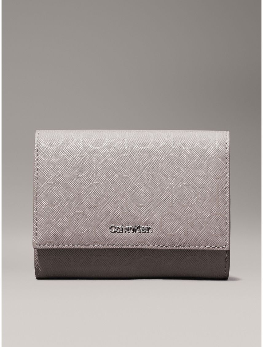 Billetera CK Must Trifold Mono - TALLA:OS