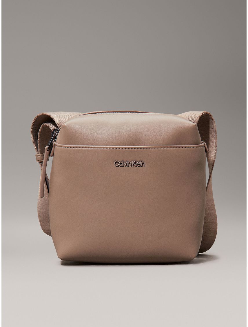 Bolso Reporter Essential Cube - TALLA:OS