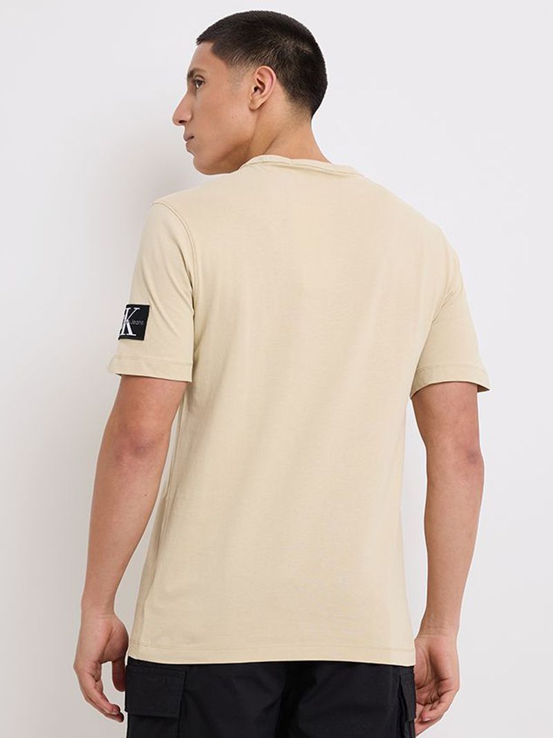 label-2