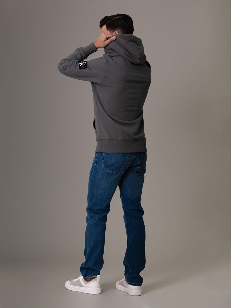 label-2
