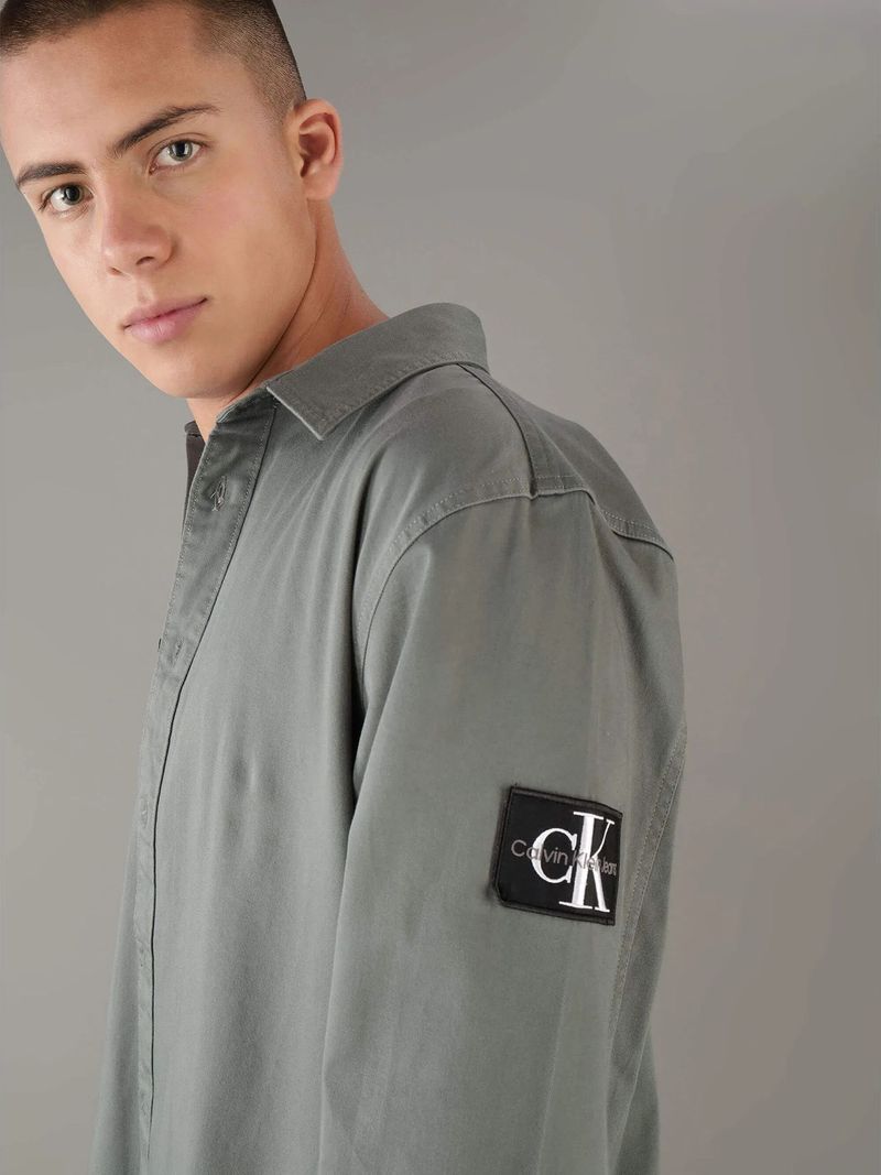 label-3