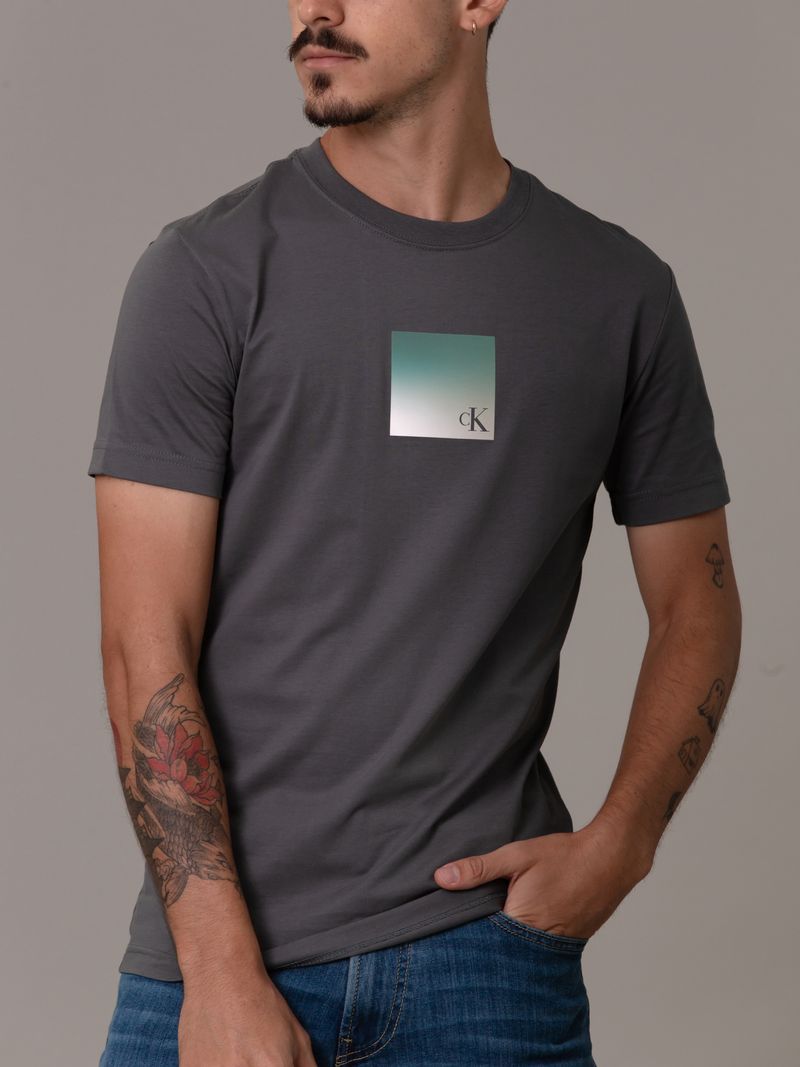label-0