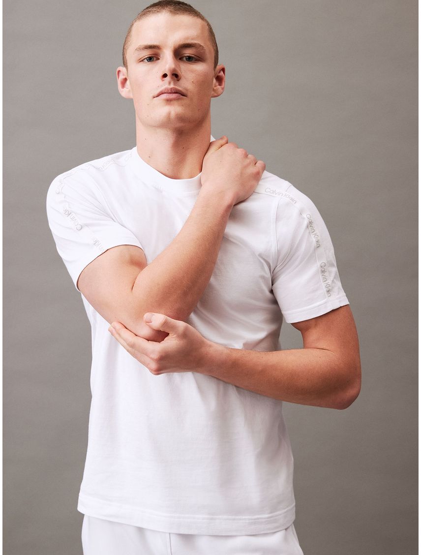 Polera Logo Tape