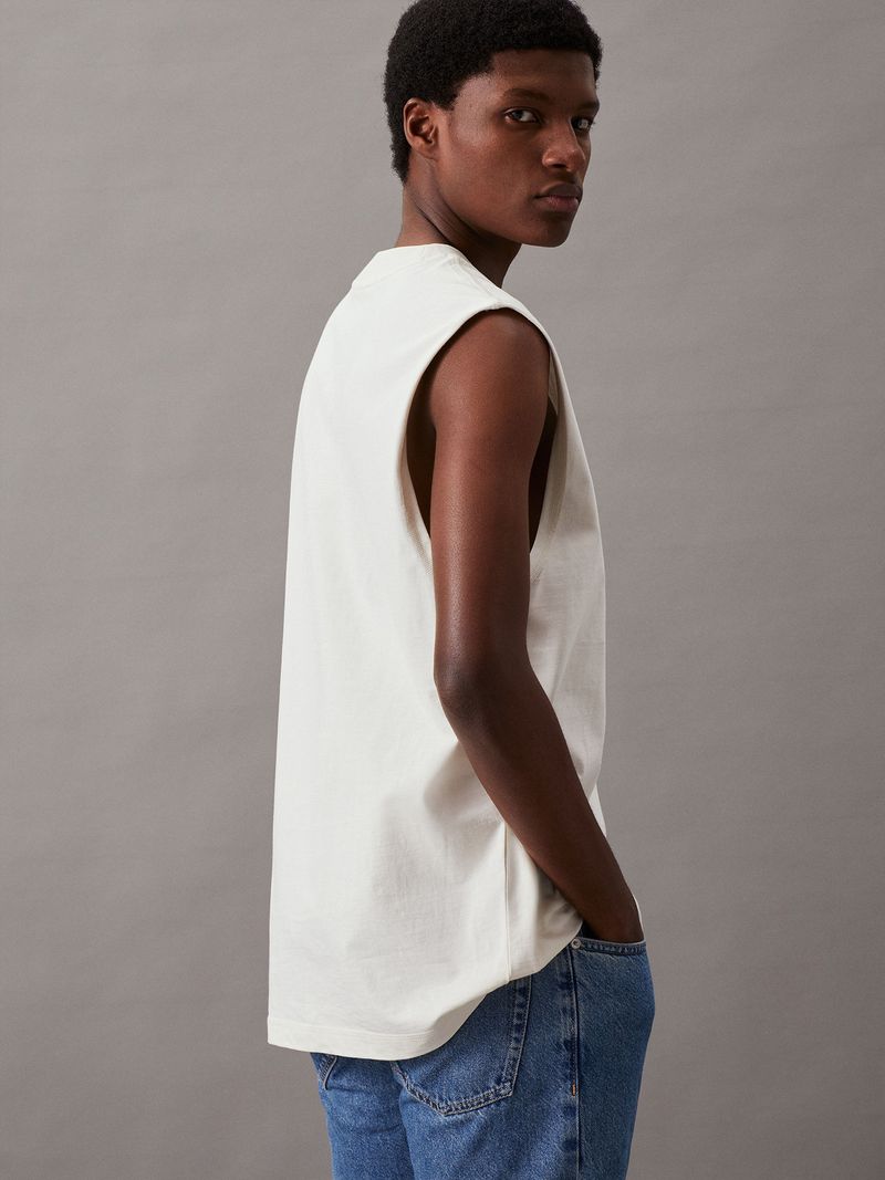 label-2