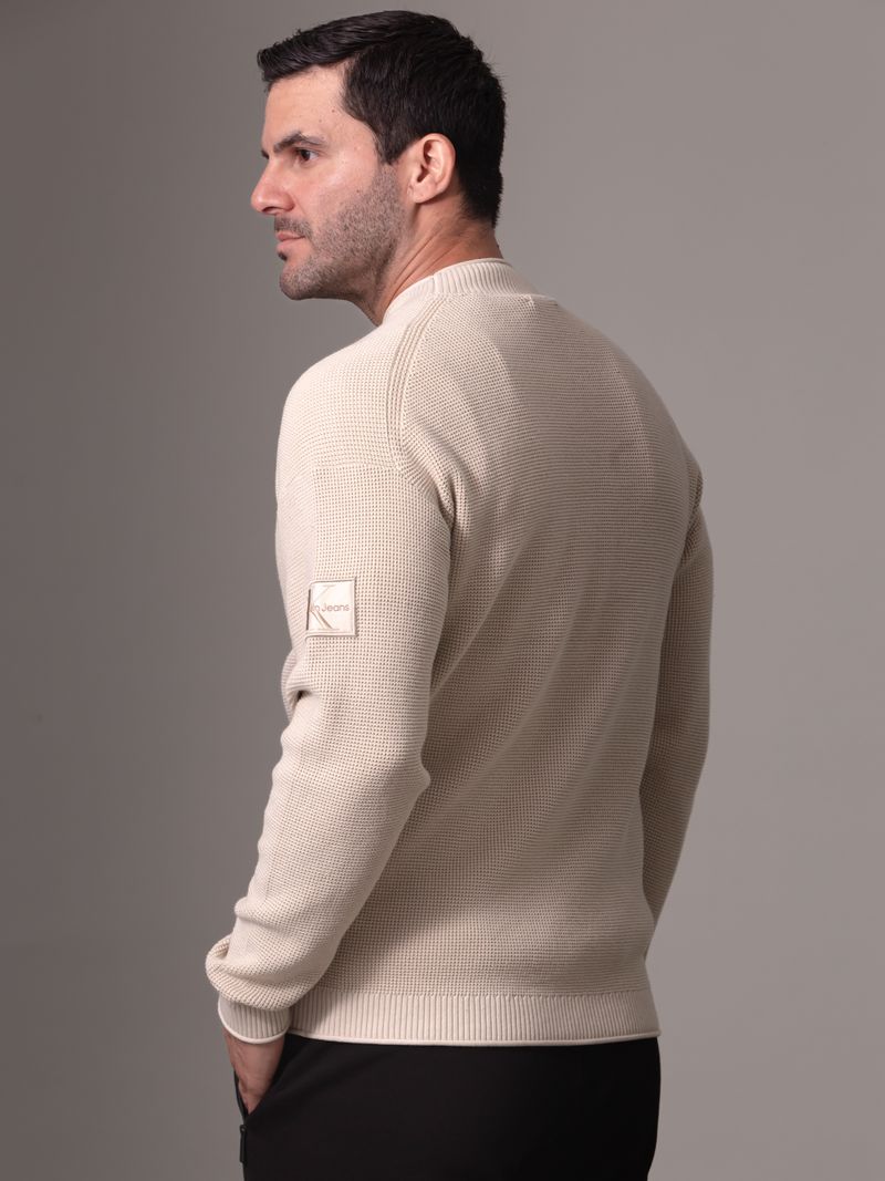 label-3