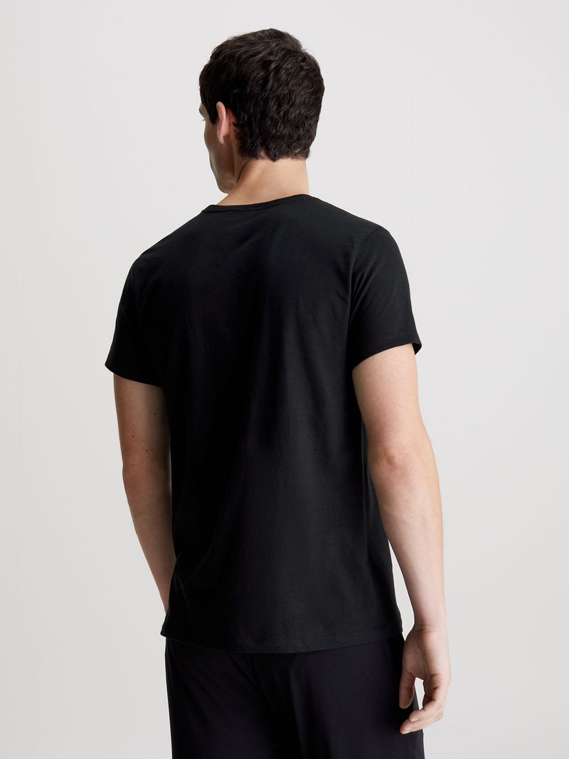 label-3