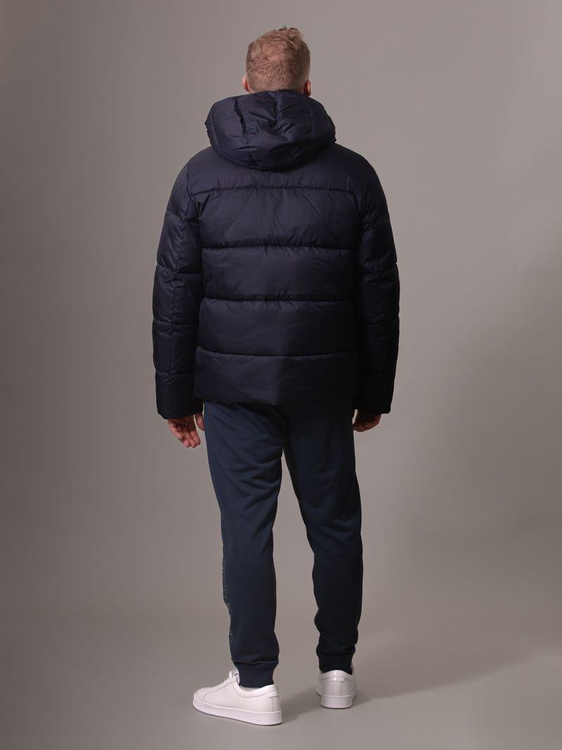 label-2