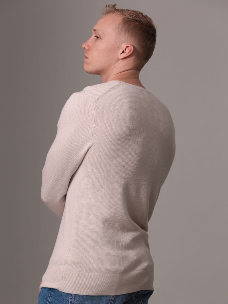label-3