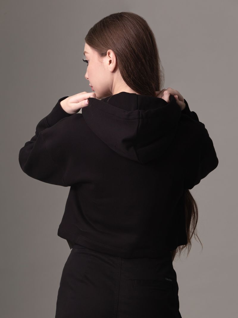 label-3