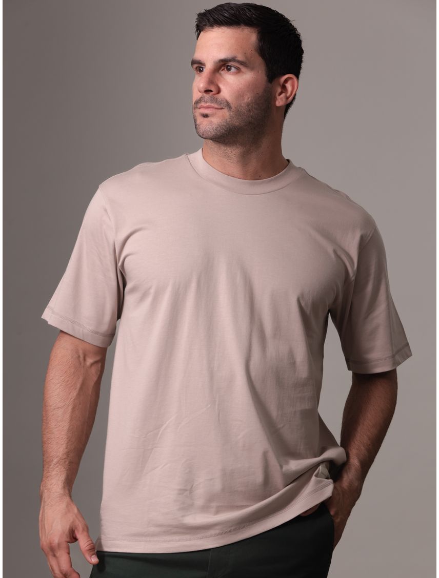 Polera relaxed con etiqueta
