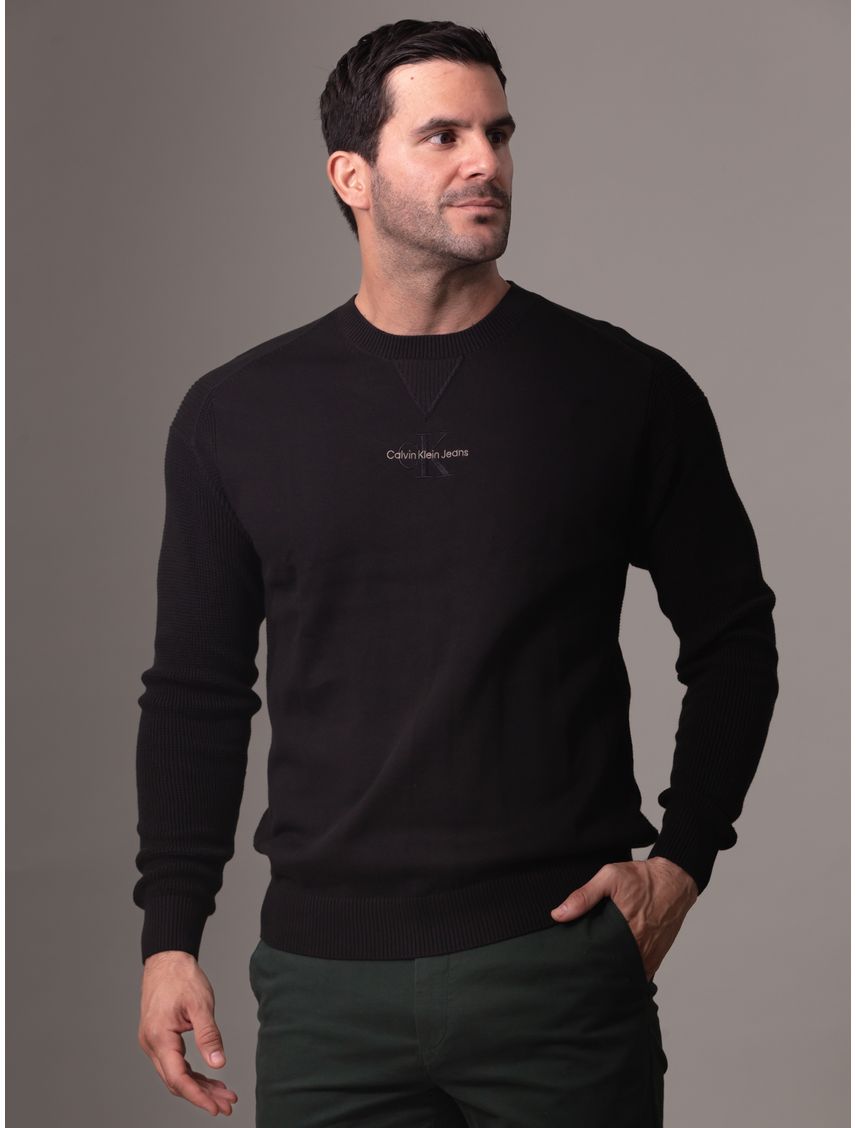 Sweater con monograma
