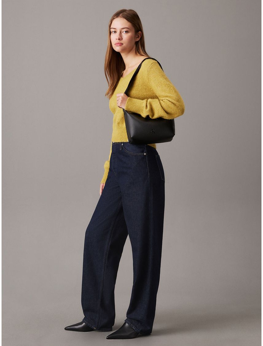 Cartera Over Webbing