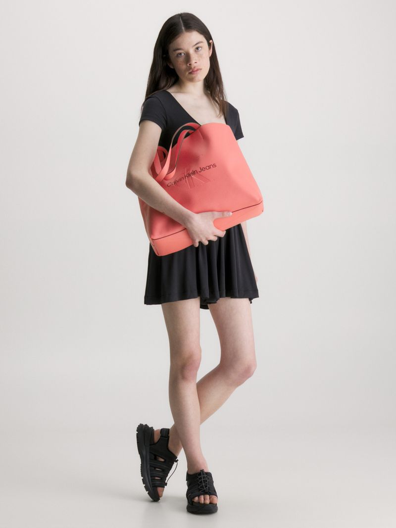 label-3