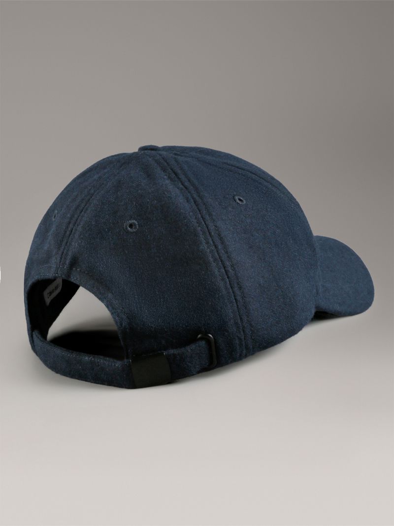 label-2