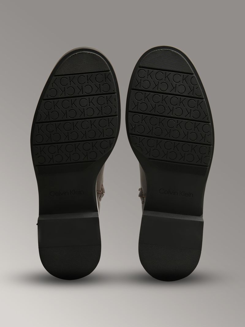 label-3
