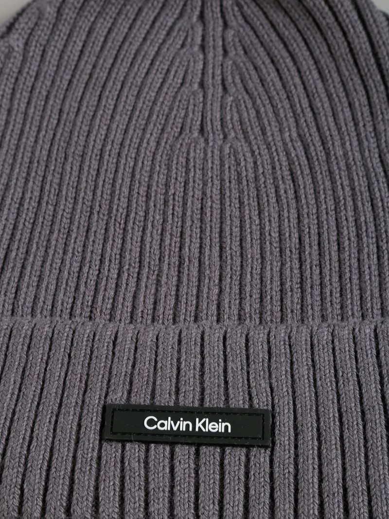 label-2