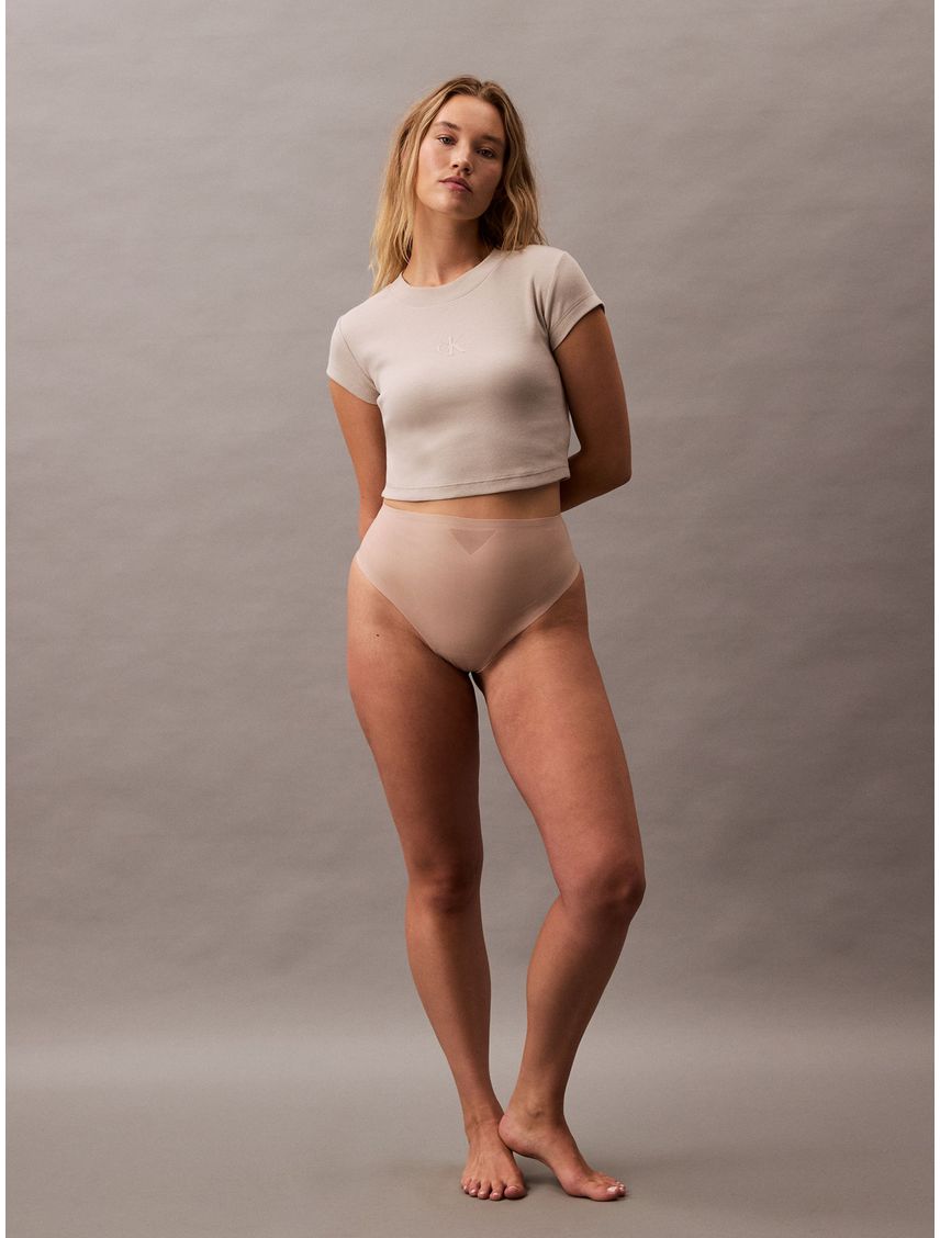 Colaless Stay Put Mesh