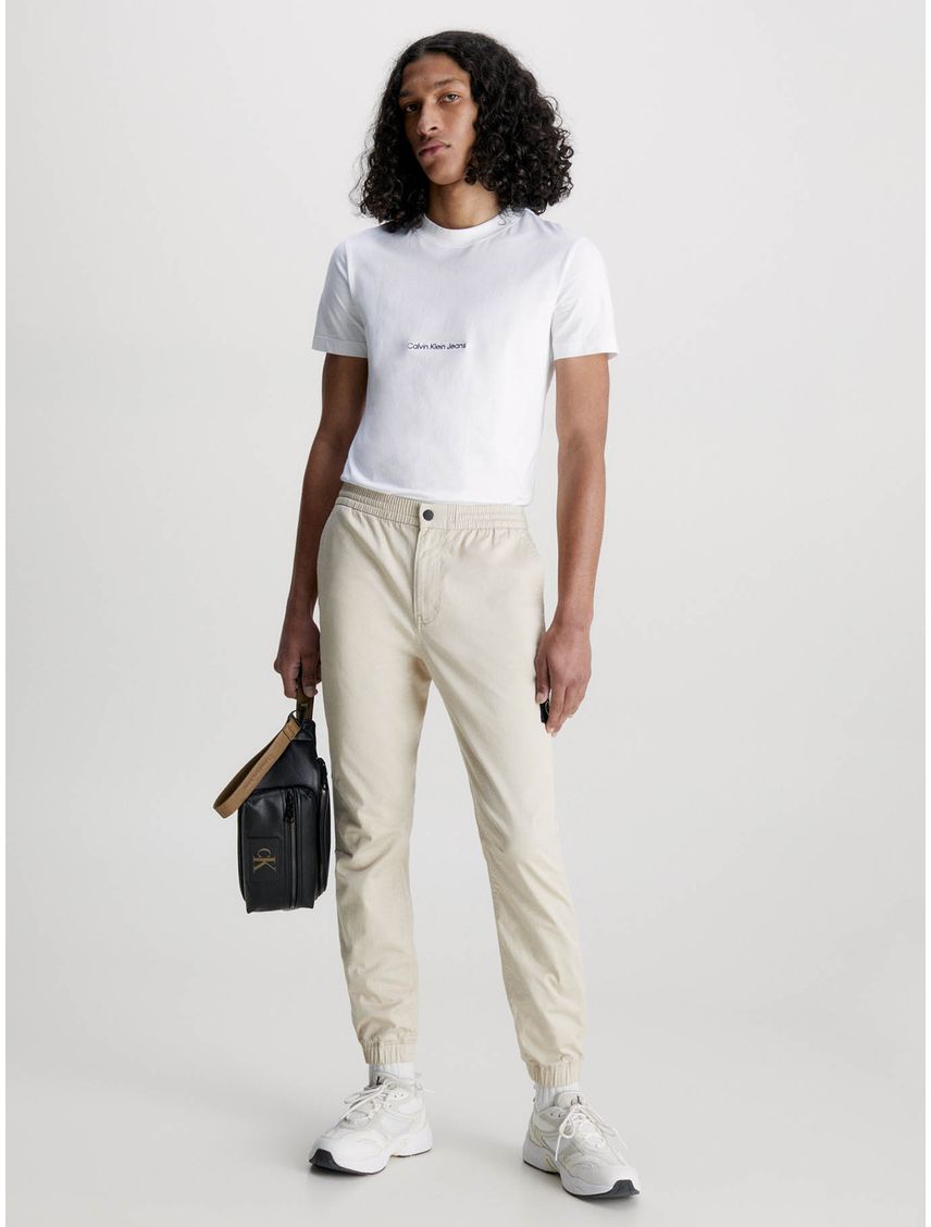 Polera Institutional