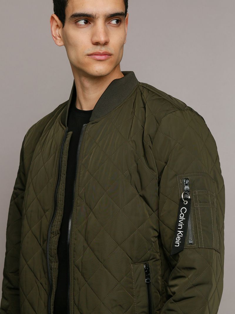 label-4