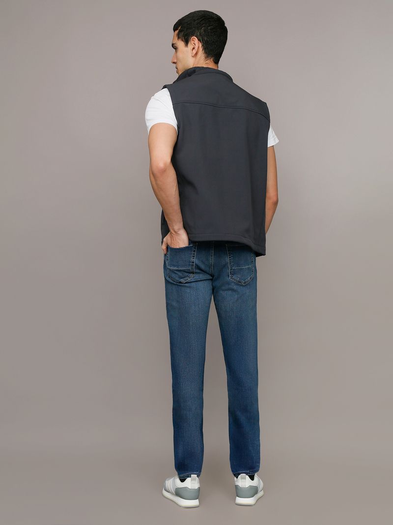 label-2