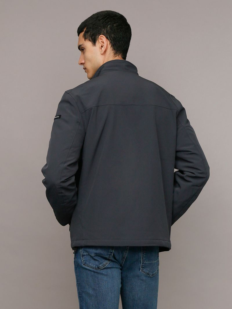 label-3