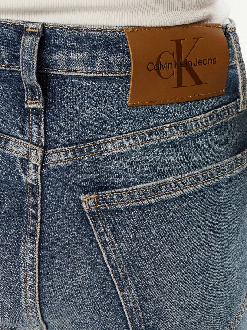 label-4
