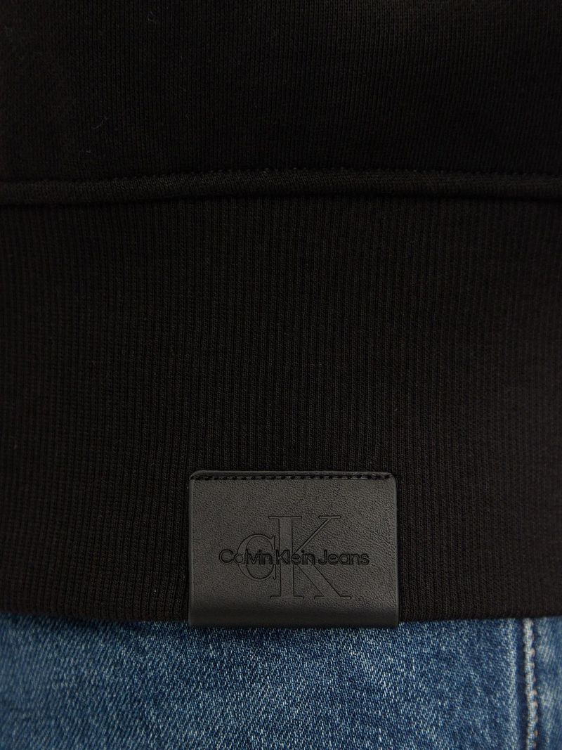 label-4
