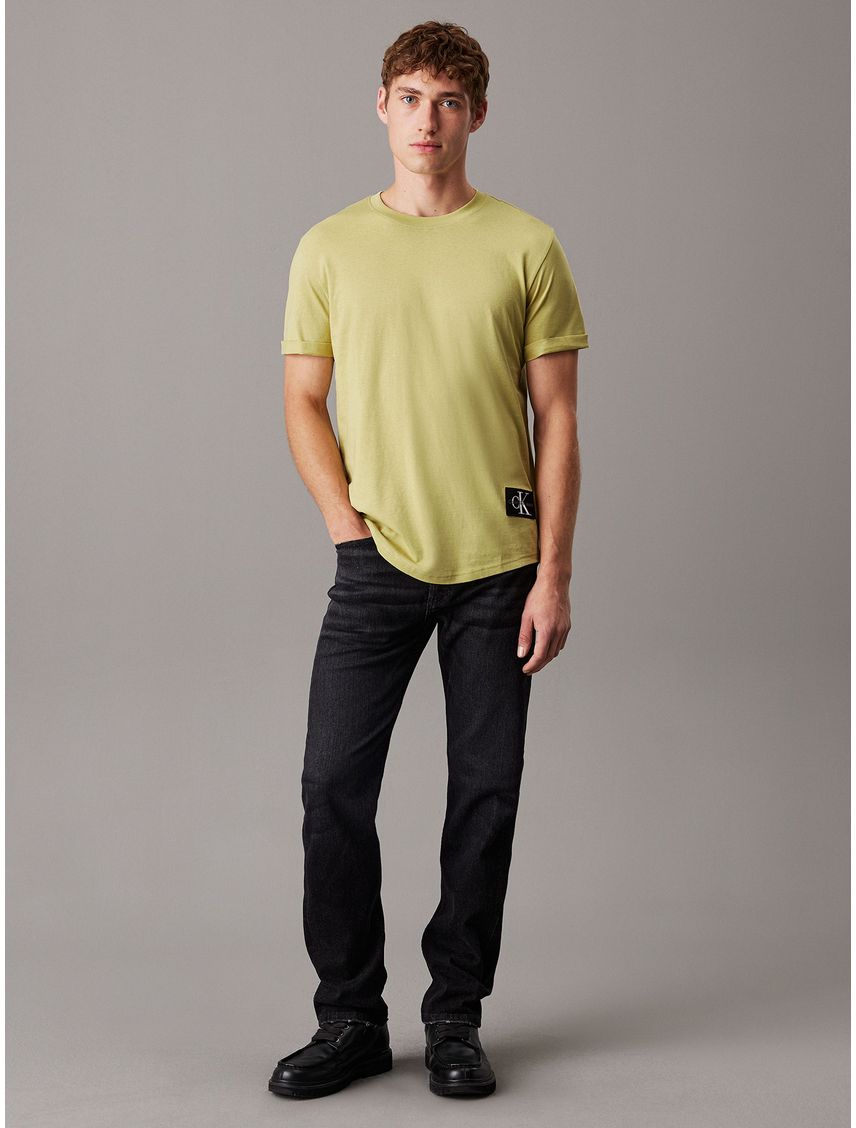 Polera de algodón con insignia