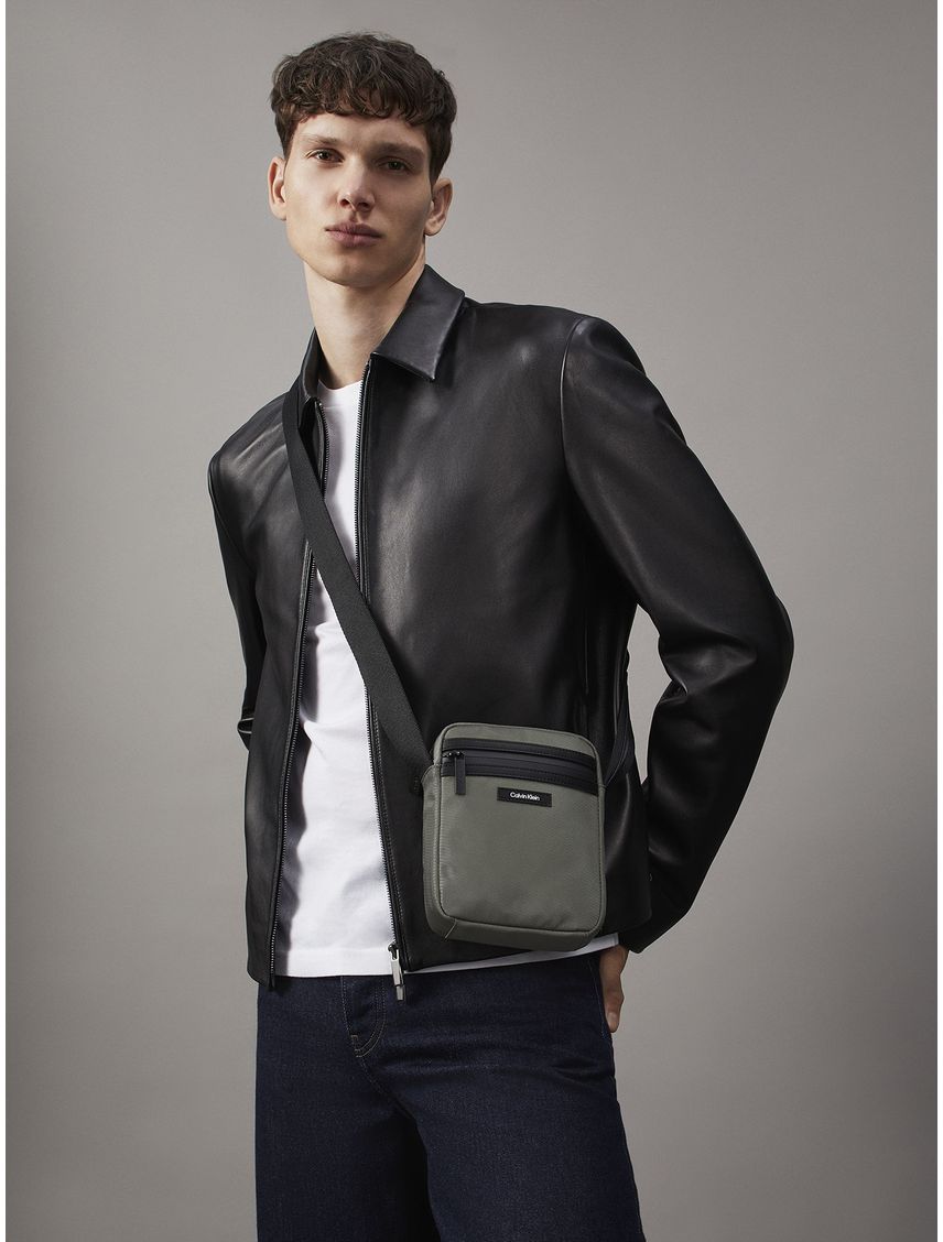 Bolso Reporter Ck Essential
