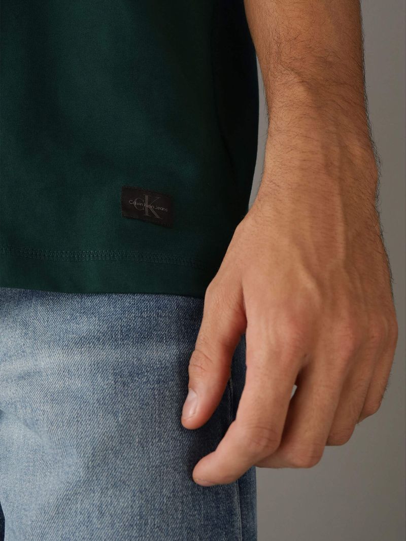 label-3