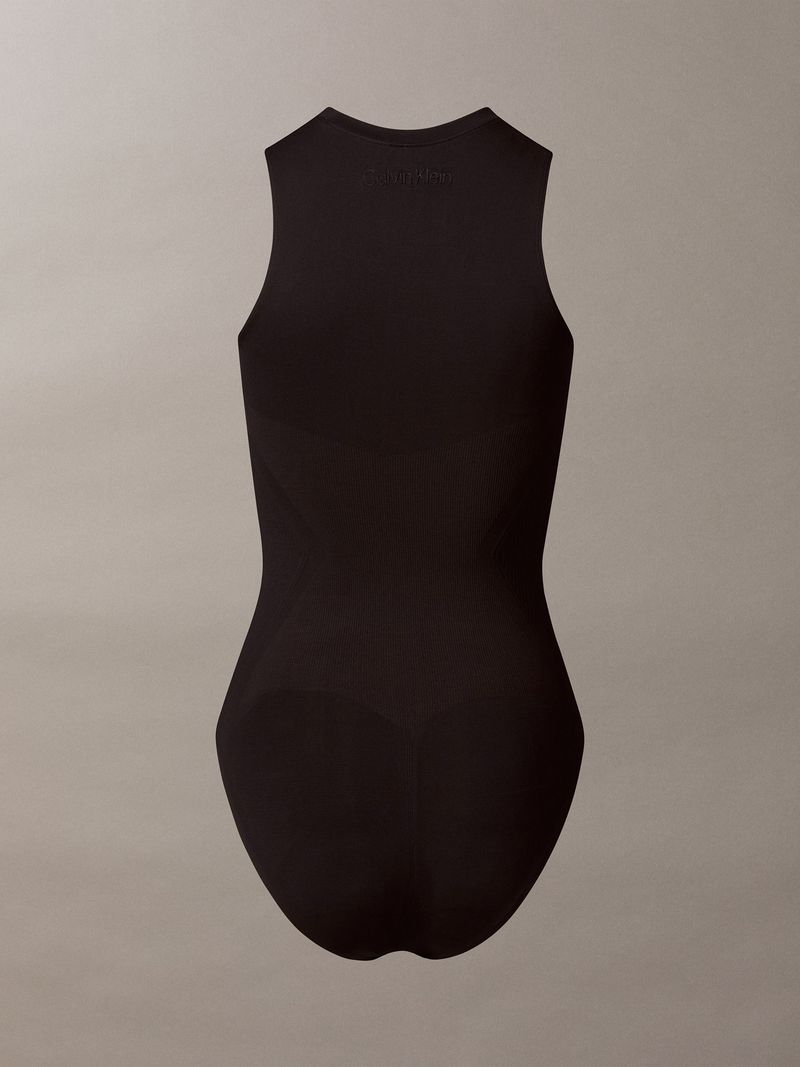 label-7