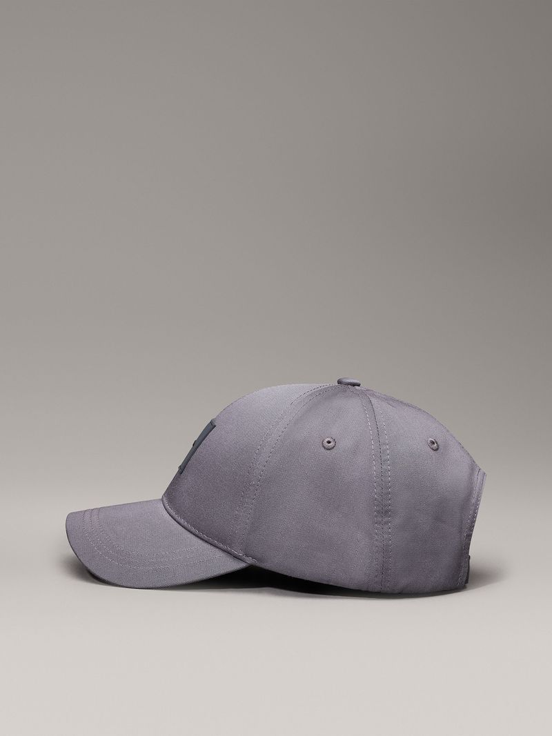 label-3