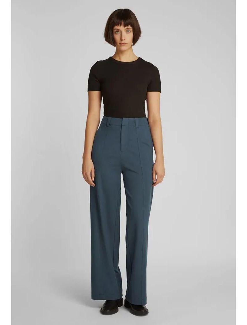 Pantalón recto estilo milano